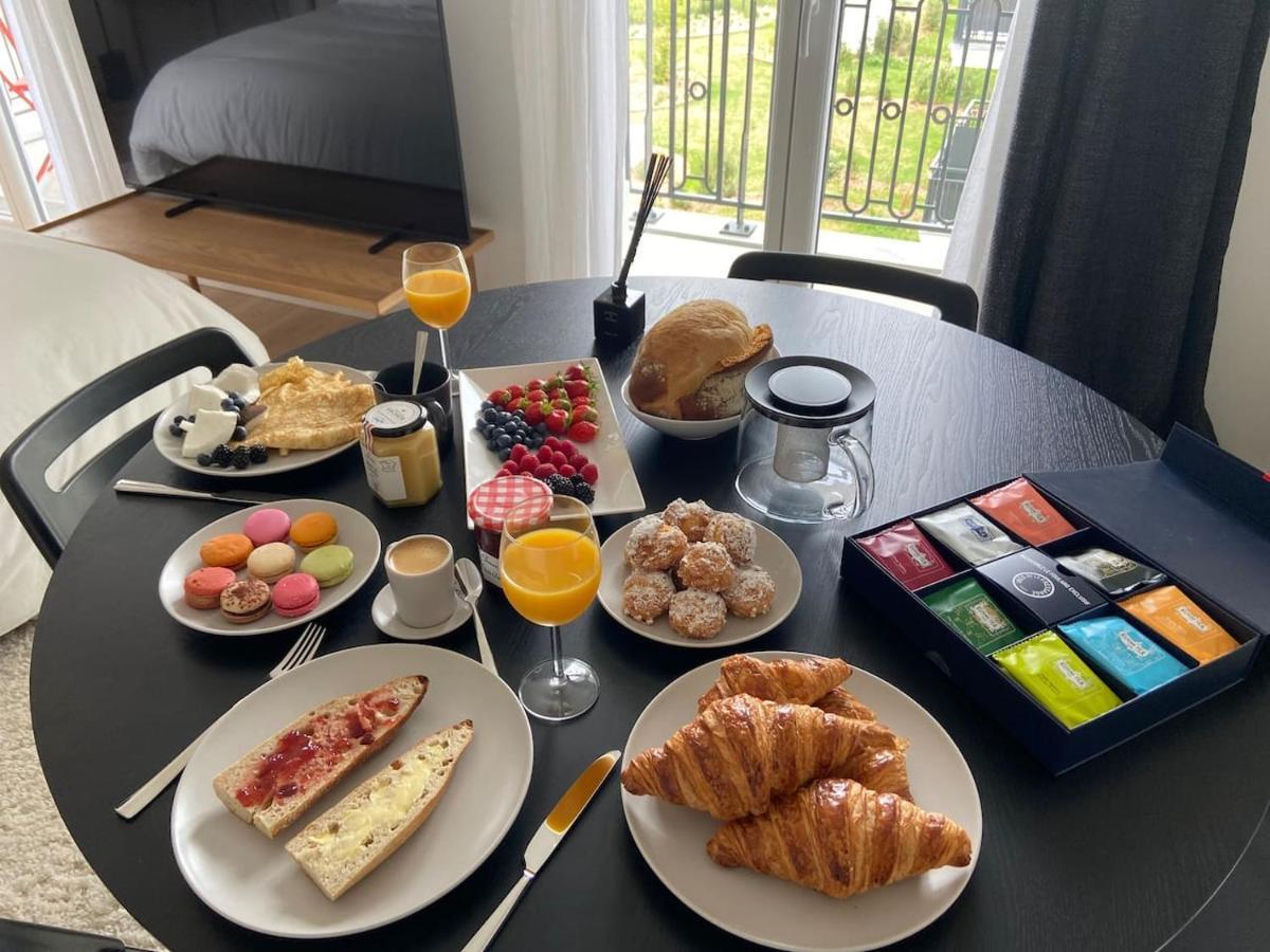 Apartmán Disneyland Minimalist Lifestyle - 5 Pax Serris Exteriér fotografie