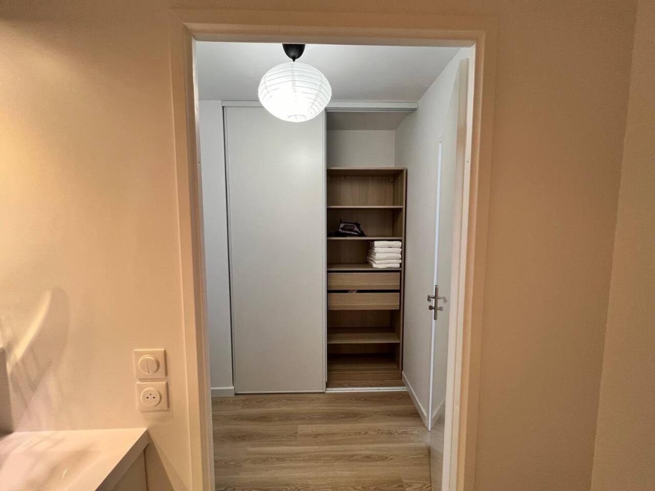 Apartmán Disneyland Minimalist Lifestyle - 5 Pax Serris Exteriér fotografie